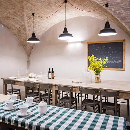La Corte